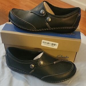 Clarks Women's Black Slip-On Loafers